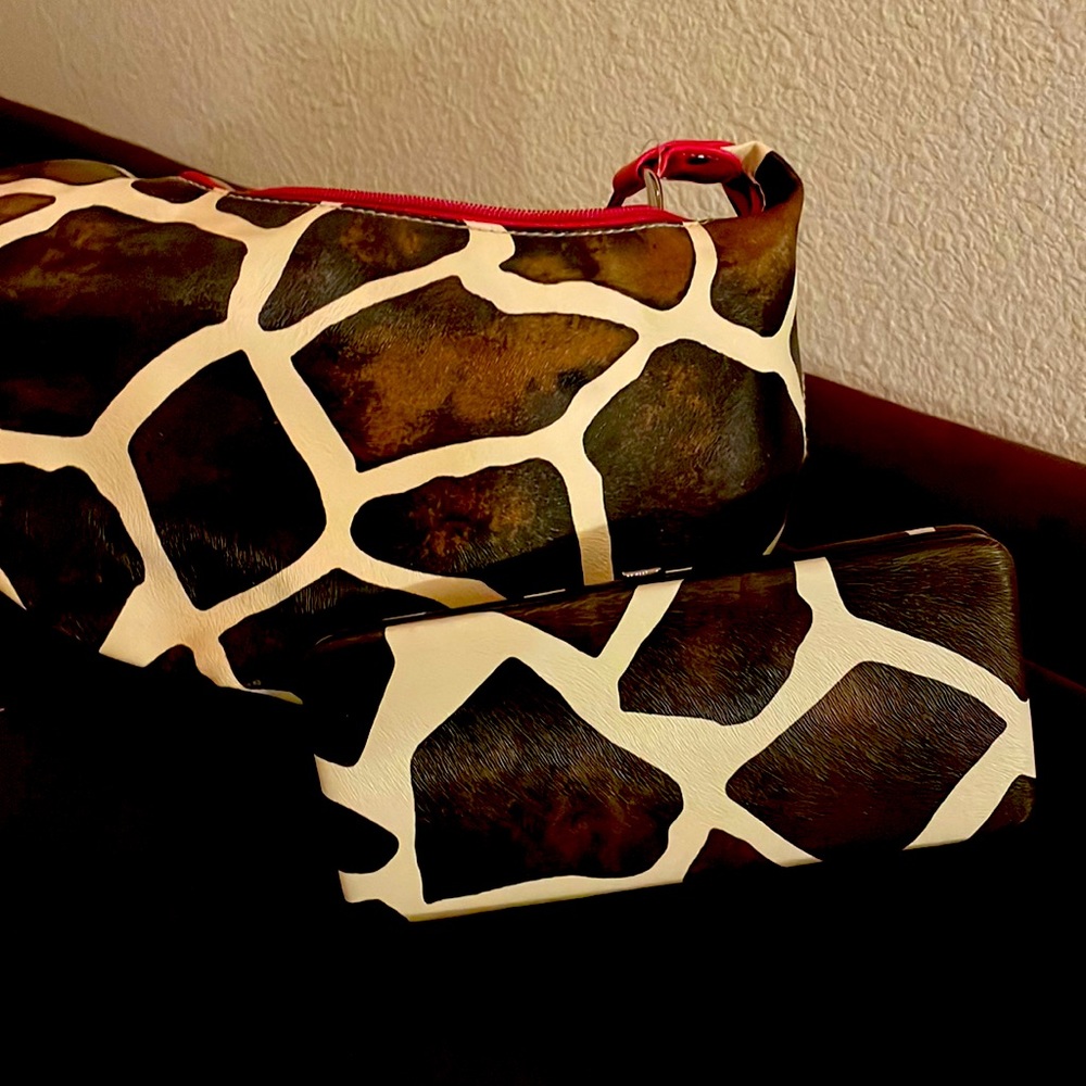 Matching Giraffe print Wallet